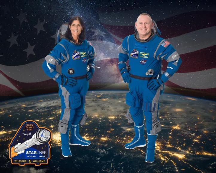 Po lewej Suni Williams, która będzie pilotem, a po prawej Barry Wilmore, dowódca statku kosmicznego. (fot. blogs.nasa.gov)