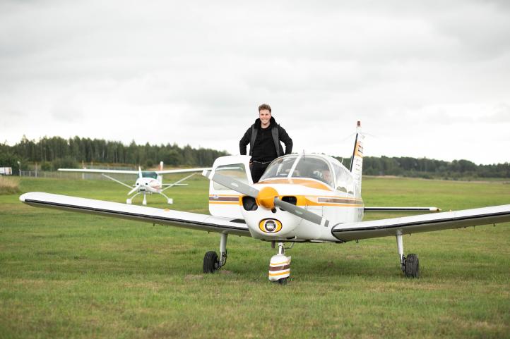 Samolot Piper należący do Szkoły Pilotażu SkyWings (fot. Ewa Łukomska)