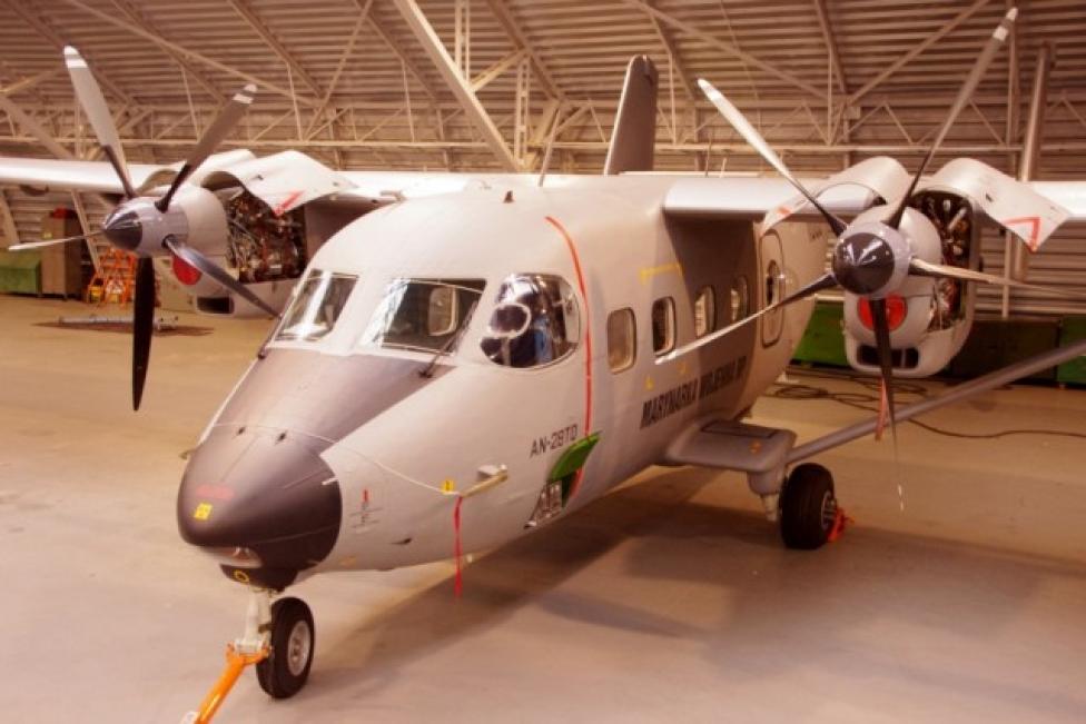 Samolot transportowy An-28TD po modernizacji (fot. kmdr ppor. Czesław Cichy)