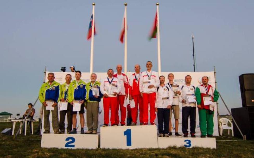 „Złota” drużyna w konkurencji S4A Seniorów (FAI)
