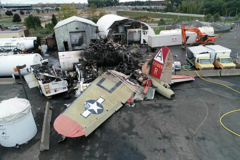 Katastrofa zabytkowego B-17 w Bradford, fot. usanews