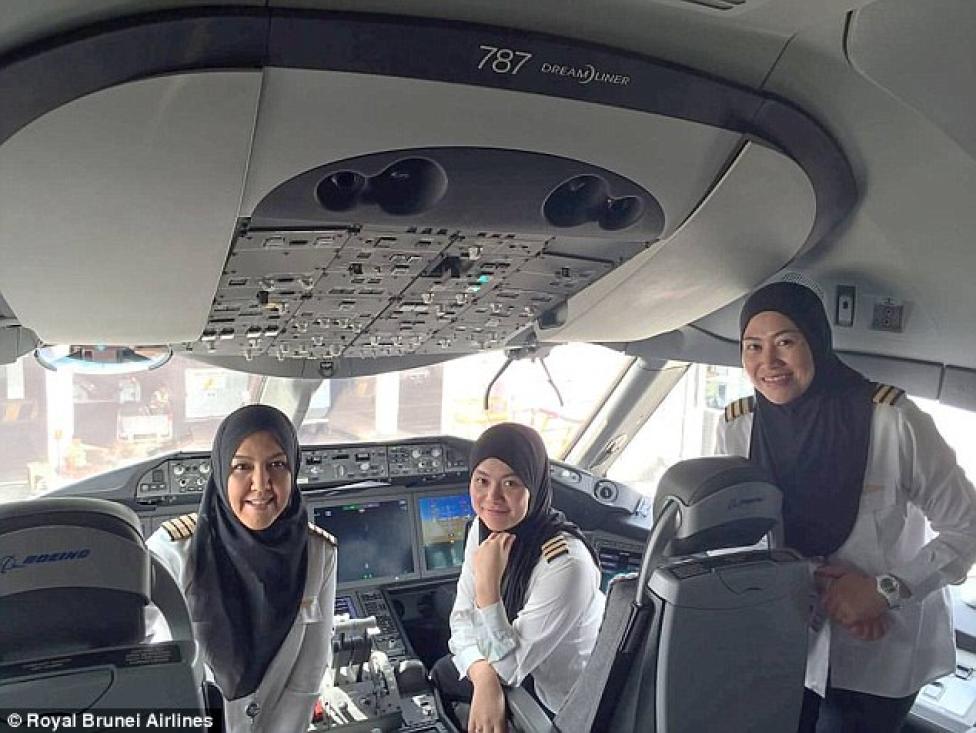 Kobieca załoga Royal Brunei Airlines