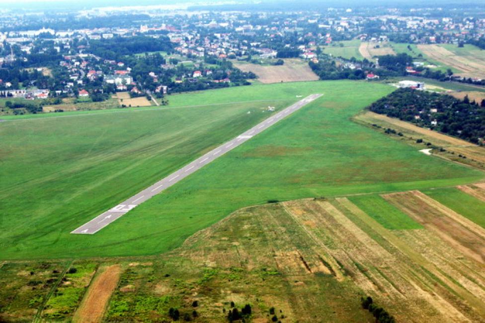 Lotnisko Aeroklubu Ziemi Piotrkowskiej
