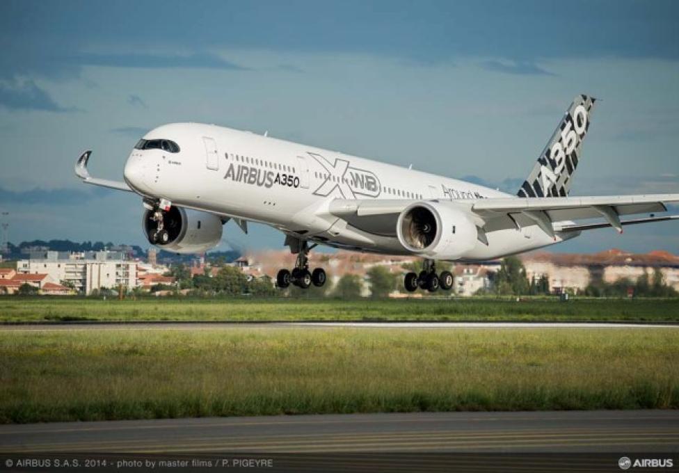 A350 XWB wyruszył w pokazową trasę po Azji
