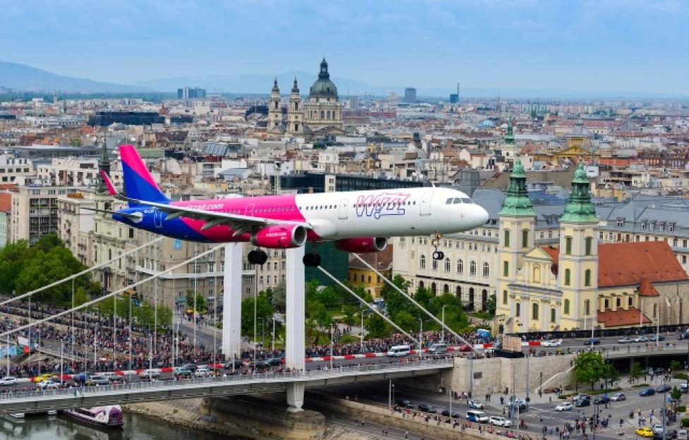 Najnowszy A321 we flocie Wizz Air po raz pierwszy na pokazach lotniczych w Budapeszcie (fot. Arpad Foldhazi)