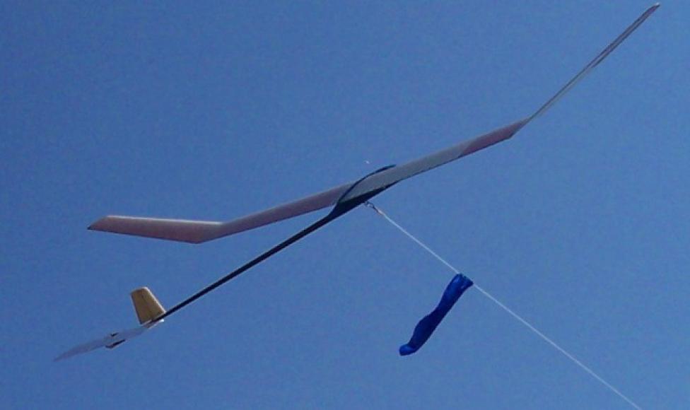 Model F1A w powietrzu (fot. Ismail SARIOGLU/Domena publiczna/Wikimedia Commons)