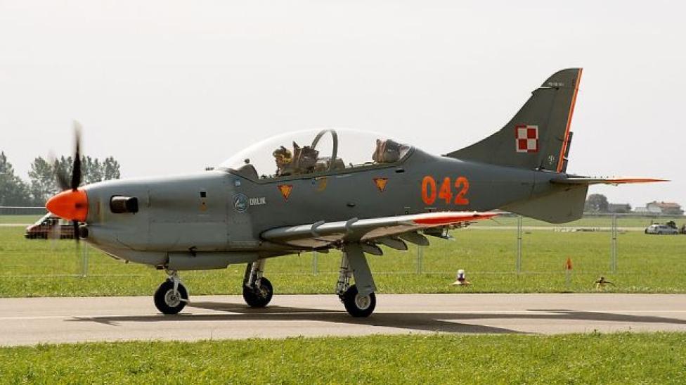 Samolot szkolno-treningowy PZL-130 Orlik (fot. Przemyslaw "Blueshade" Idzkiewicz/CC BY-SA 2.5/Wikimedia Commons)