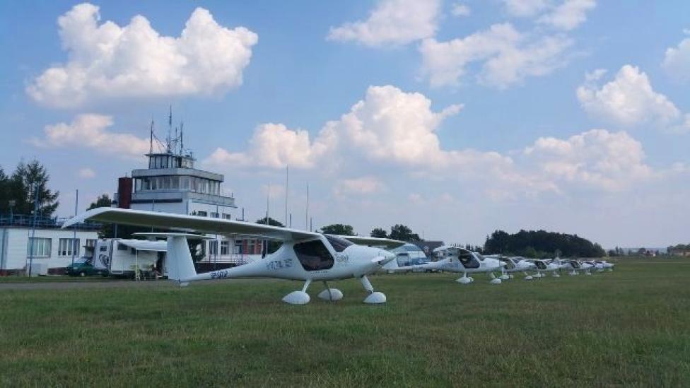 Zlot samolotów Pipistrel na lotnisku w Aleksandrowicach (fot. kydream.pl)