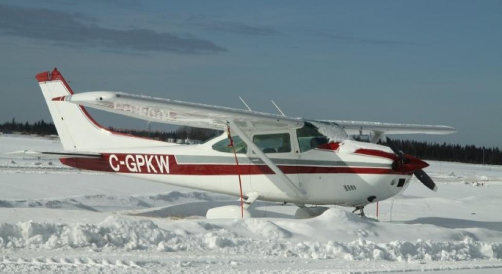 Lotniczy sezon zimowy (fot. aeroklub.waw.pl)