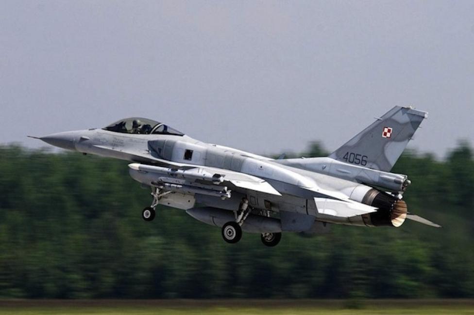 F-16, fot. Piotr Łysakowski 