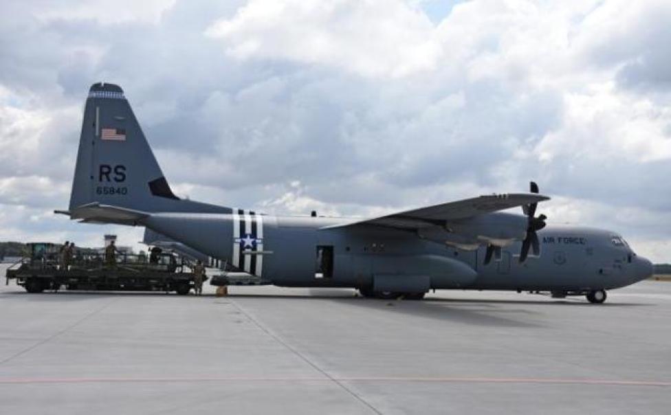 C-130 J z 37. eskadry lotniczej w Ramstein (fot. Luiza Wawrzyniak-Kozera)