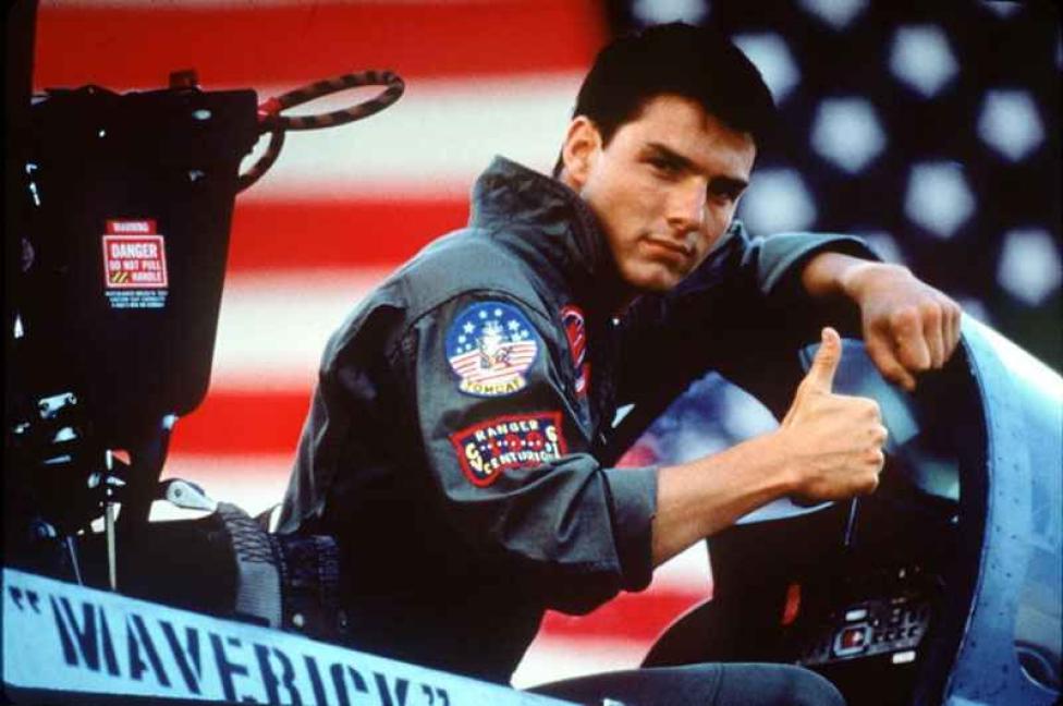 Tom Cruise w filmie "Top Gun"