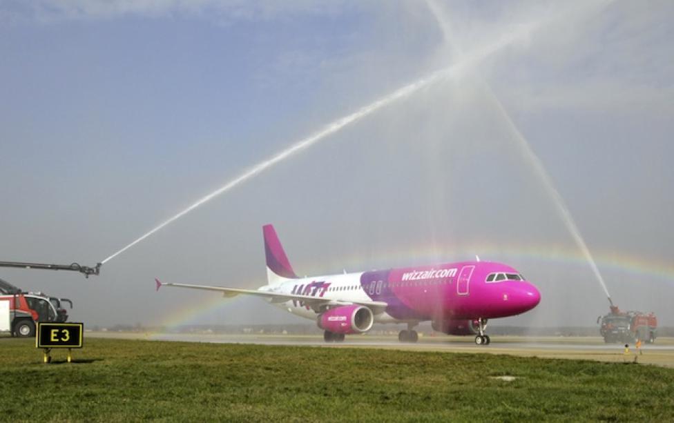 Wizz Air: Powitanie samolotu na lotnisku w Katowicach