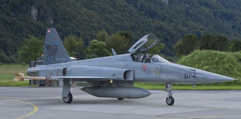 Samolot F-5 Tiger należący do szwajcarskich sił powietrznych, fot. lancom