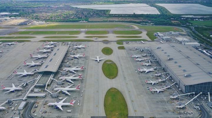 Lotnisko London Heathrow - widok z powietrza, fot. Daily Mail