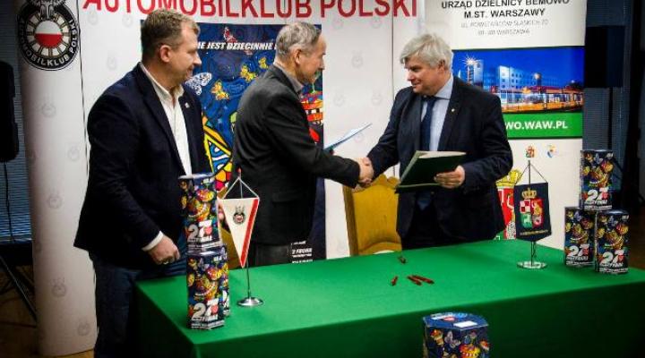 Podpisanie porozumienia pomiędzy Automobilklub Polski i Urzędem Dzielnicy Bemowo (fot. Urząd Dzielnicy Bemowo)