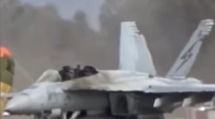 F-18 Super Hornet po katapultowaniu się załogi, fot. youtube