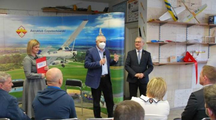 Otwarcie nowej modelarni Aeroklubu Częstochowskiego – Instytutu Małego Lotnictwa (fot. Aeroklub Częstochowski)