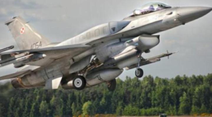 Piloci samolotów F-16 na szkoleniu taktycznym w Hiszpanii (fot. dgrsz.mon.gov.pl)