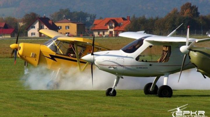 Szybowcowe, Samolotowe i Spadochronowe zawody na celność lądowania w Krośnie (fot. Bartosz Kolanko-EPKR Spotters)