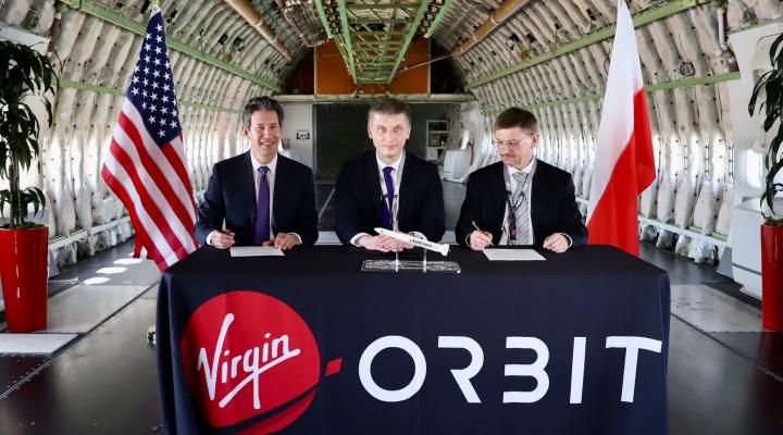 POLSA i Virgin Orbit podpisały porozumienie ws. dostarczenia technologii LauncherOne (fot. Ministerstwo Rozwoju i Technologii)