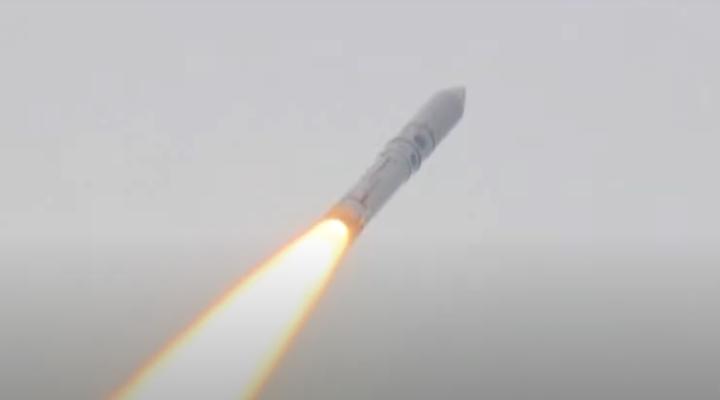 Rakieta wystrzelona przez Japońską Agencję Eksploracji Kosmicznej JAXA (fot. kadr z filmu na youtube.com)