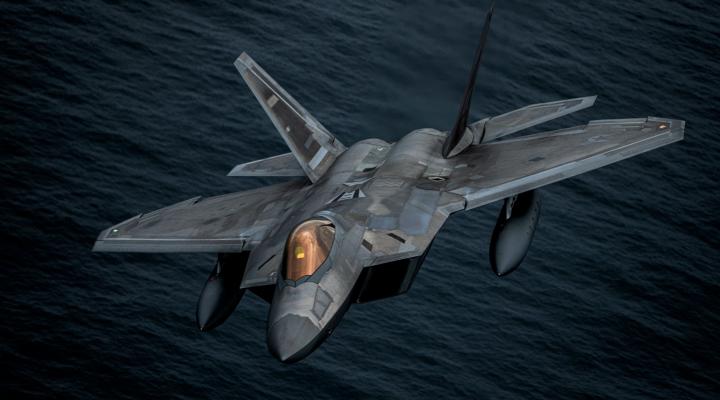 F-22 Raptor do identyfikacji zagranicznych samolotów wojskowych w ADIZ na Alasce (fot. NORAD, Twitter)