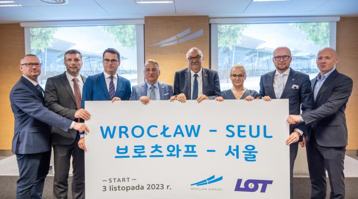 Port Lotniczy Wrocław - ogłoszenie połączenia do Seulu (fot. Port Lotniczy Wrocław)