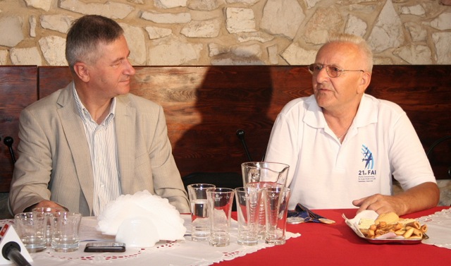 Włodzimierz Skalik i Marian Kaziród podczas konferencji prasowej
