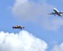 Dron w pobliżu samolotu pasażerskiego