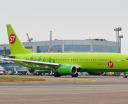B737-800 należący do linii S7 na lotnisku Moskwa-Domodiedowo (fot. Dmitry A. Mottl/CC BY-SA/Wikimedia Commons)