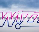 Wizz Air - logo na samolocie