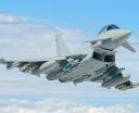 Eurofighter Typhoon w locie - widok z przodu z bliska (fot. eurofighter.com)