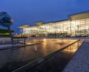 Port Lotniczy Wrocław - terminal nocą (fot. Port Lotniczy Wrocław)