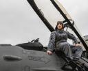 Powstaniec wielkopolski w samolocie F-16 (fot. Urząd Marszałkowski Województwa Wielkopolskiego)