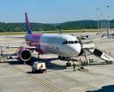 Samolot Wizz Air na płycie lotniska w Krakowie (fot. Kraków Airport)