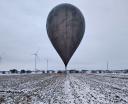 Balon meteorologiczny z podczepionym pakunkiem z papierosami (fot. Nadbużański OSG)