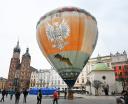 Balon 'Kościuszko' - eksponat Muzeum Lotnictwa Polskiego - na krakowskim Rynku (fot. Muzeum Lotnictwa Polskiego)