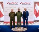 Od prawej ppłk w st. spocz. pil. dr inż. Tomasz Czerwiński i Rektor-Komendant LAW gen. bryg. pil. dr inż. Krzysztof Cur (fot. Aeroklub Stalowowolski)