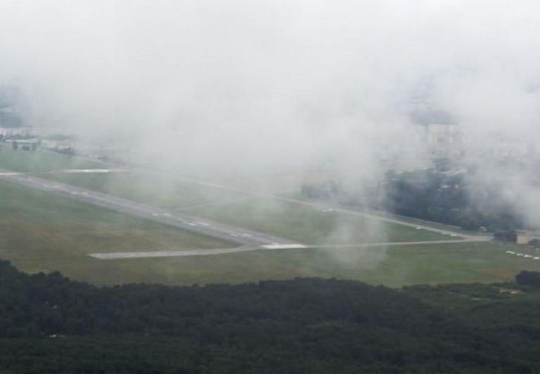 Lotnisko Warszawa Babice EPBC 1300SCT, fot. Tadeusz Kowal