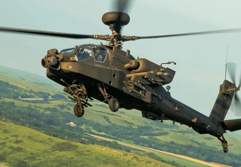 Pierwsza umowa offsetowa dla śmigłowców uderzeniowych APACHE