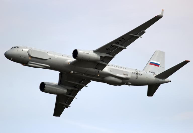 Kremlowski przewoźnik proponuje liniom lotniczym, by kupiły wycofane ze służby Tu-214, niekiedy - 20-letnie