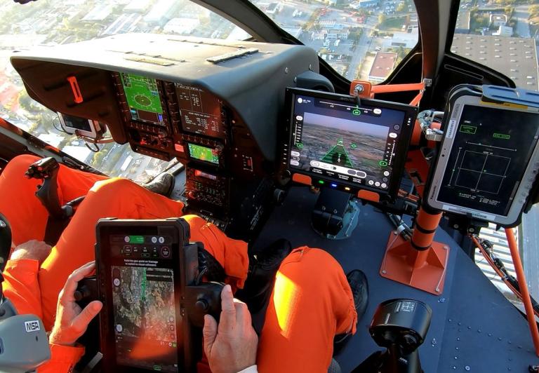 Na wyciągnięcie ręki: w pełni automatyczny lot śmigłowca Airbusa ze sterowaniem tabletem