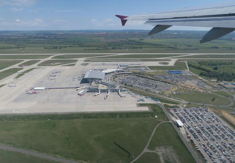 Węgierskie władze zapowiedziały rozbudowę lotniska w Budapeszcie wartą 2,5 mld euro