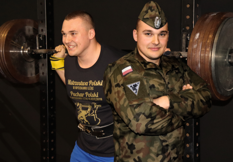 Najsilniejszy junior w Polsce służy w 4 Skrzydle Lotnictwa Szkolnego
