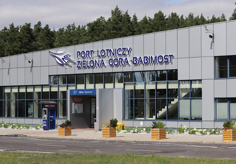 Lotnisko Zielona Góra-Babimost – ponad 21,5 tys. pasażerów od początku roku