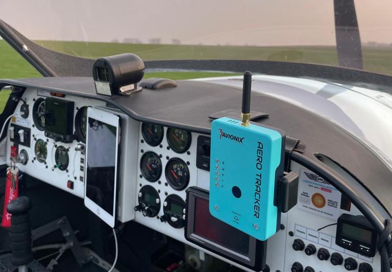 AERO TRACKER od AVIONX w samolocie