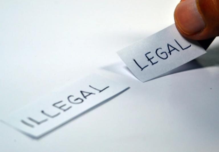 Legal_illegal_Mikołaj _Doskocz