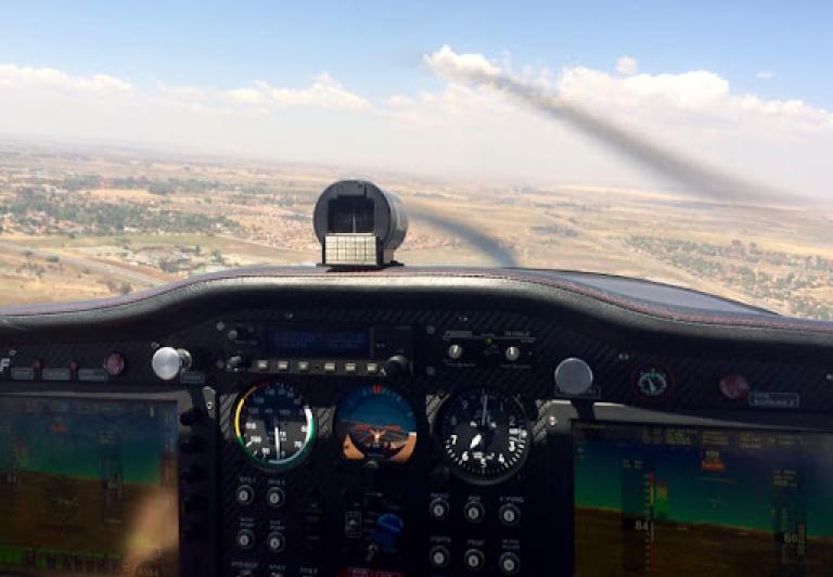Busola magnetyczna w samolocie General Aviation, fot. Essential Pilot