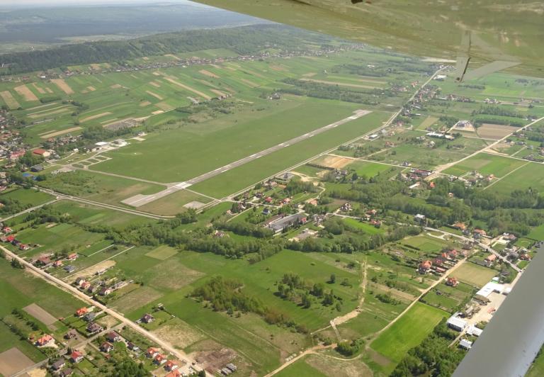 Interpelacja w sprawie zagospodarowania infrastruktury lotniska w Masłowie na cele wojskowe